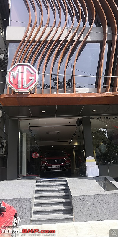 MG India's first SUV named Hector. Edit: Launched @ 12.18L-02.-showroom.jpg