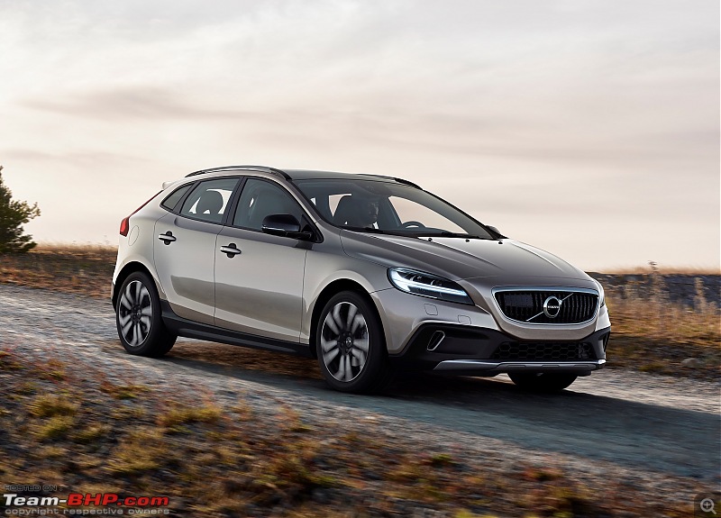 Volvo V40 & S60 discontinued-2016volvov40crosscountryt51.jpeg