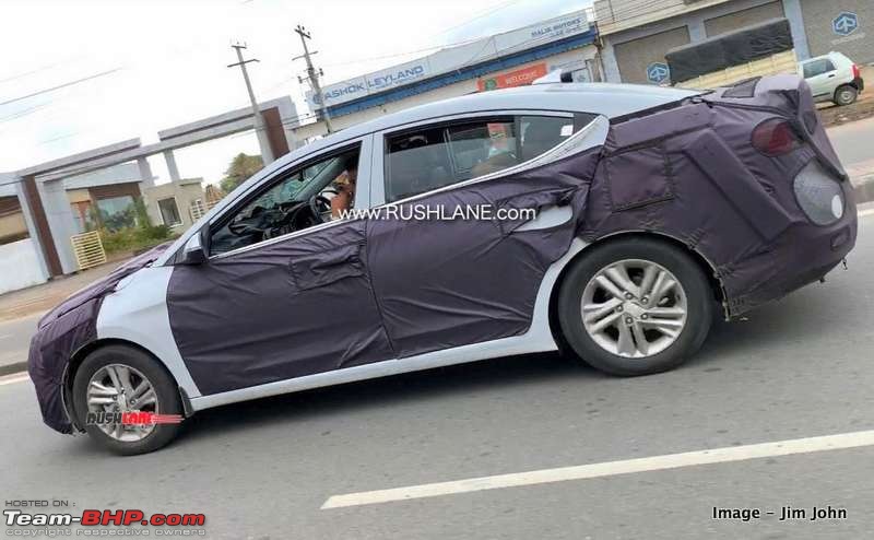 2019 Hyundai Elantra facelift spotted in India, now launched @ 15.89 lakh-2019hyundaielantrasedanspiedside6.jpg