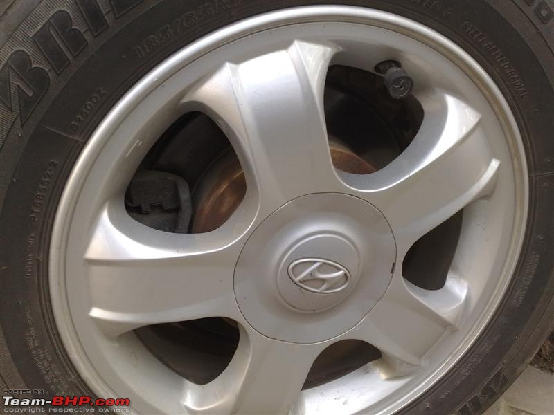 Silent and sad Omission on the new Verna - Now sports Drum brakes at rear on SX-18092009328-medium.jpg