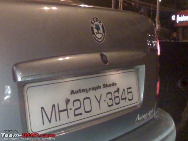 Car logo theft / monograms stolen in India-moto_0613.jpg