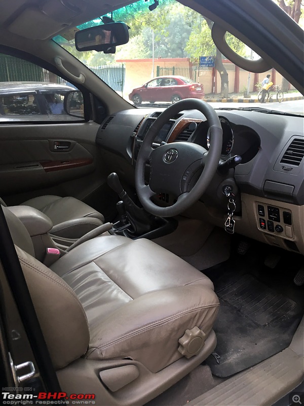 Pre-worshipped car of the week : Used Toyota Fortuner (1st-gen)-img_1096_1.jpg