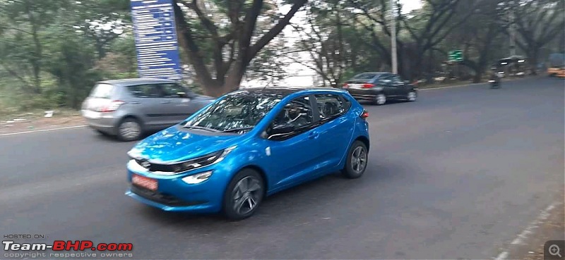 Tata Altroz with turbo petrol engine spotted undisguised-fb_img_16081748108053404.jpg