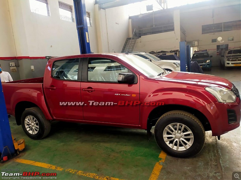 Isuzu D-Max V-Cross 1.9L 4x4 AT spied. EDIT : Now Launched at Rs. 19.99 lakhs-image3.jpeg