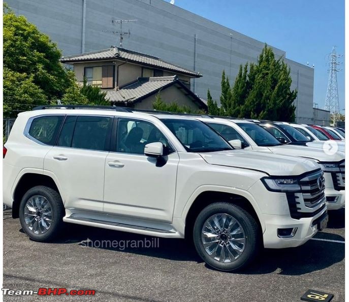 Next-gen Toyota Land Cruiser 300 Series may debut later in 2020-13.jpg