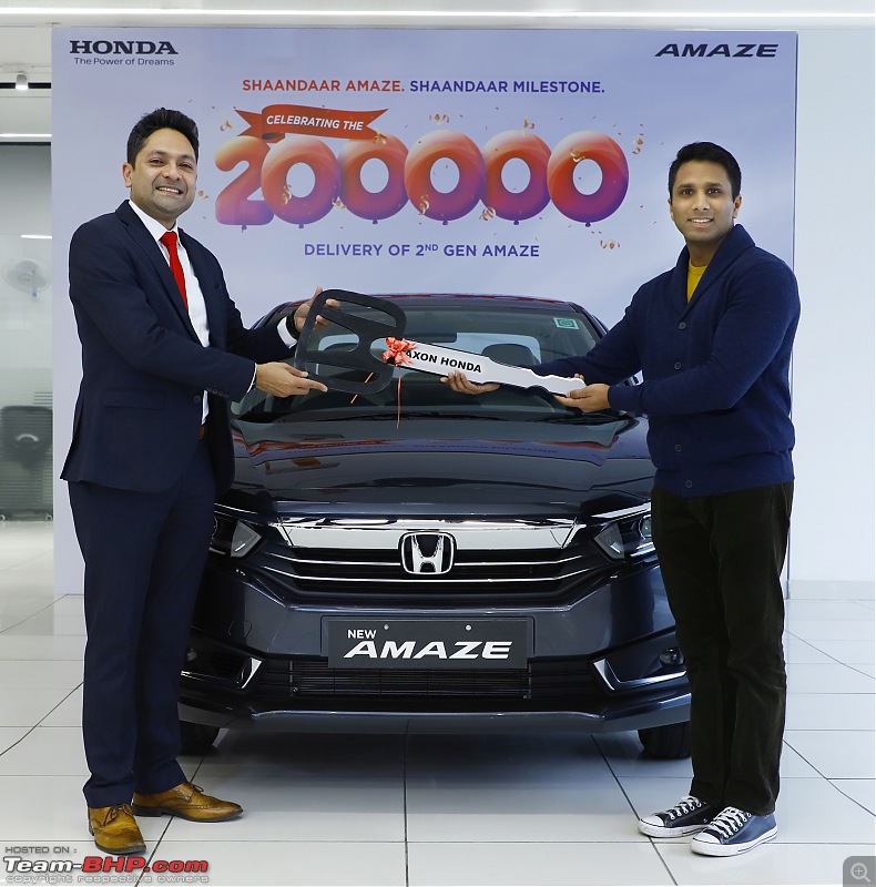 2nd-gen Honda Amaze 2 lakh sales up!-photograph.jpg