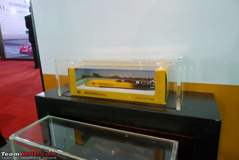 Report and Pictures: Autocar Performance Show 2009 Mumbai-model.jpg