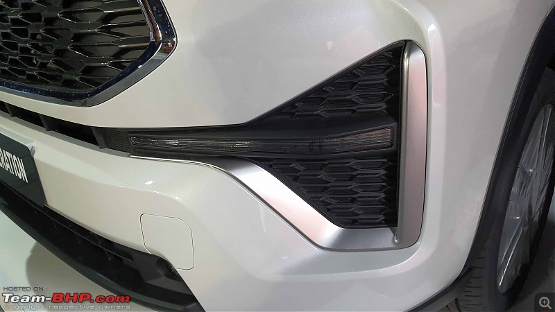 Toyota Innova Hycross, now unveiled-0ad843a2757285ef1fe2033c3cf0bca7.jpg