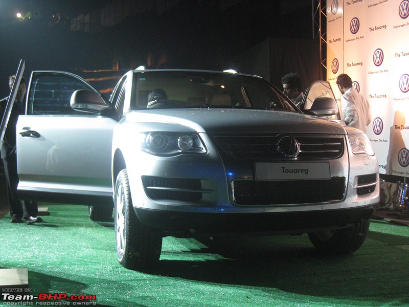 Report & Pics: Volkswagen Beetle and Touareg launch in Mumbai-touareg3.jpg