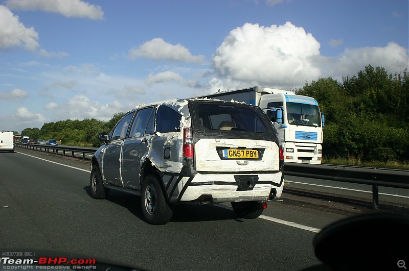 Spied 2010 Tata Safari / Indicruz EDIT : Caught testing in India! Pics on Pg. 20-indi2.jpg