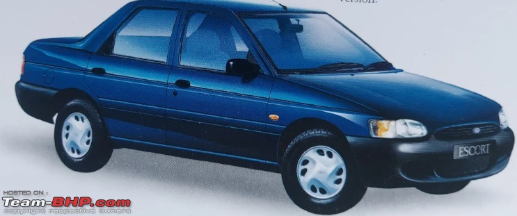 I prefer black bumpers over body-coloured ones-ford-escort-1996.jpg