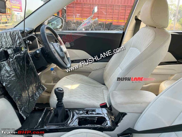 New Mahindra Compact SUV spotted | XUV300 Facelift?-mahindraxuv300faceliftspiedinside1768x576.jpg
