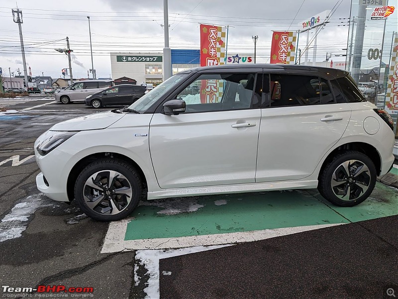 Next-gen Suzuki Swift spied testing for the first time-gd3rdk7xuaal3lb.jpg