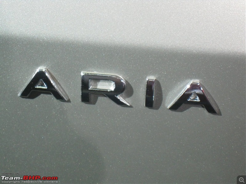 Pics: Tata Motors unveil the Aria (Indicruze) at the Auto Expo 2010. Video: Pg 52-03.jpg