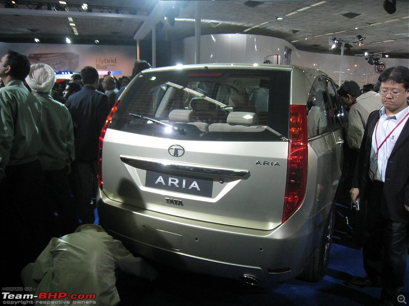 Pics: Tata Motors unveil the Aria (Indicruze) at the Auto Expo 2010. Video: Pg 52-07.jpg