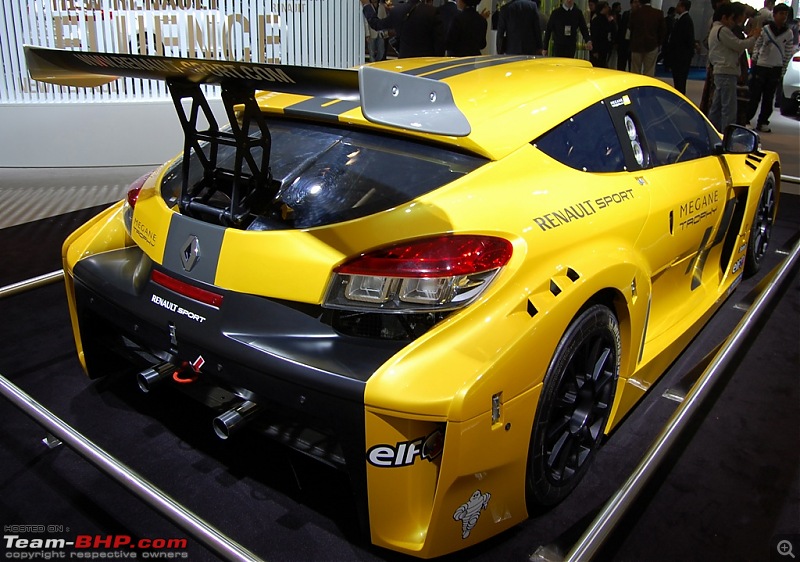 AUTO EXPO 2010 - Live Feed & Pics-renault-2.jpg