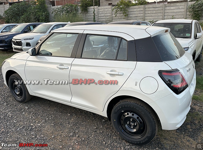 Fourth-gen Maruti Suzuki Swift caught testing in India. EDIT: Launched at Rs. 6.49 lakh-img_4769.jpg
