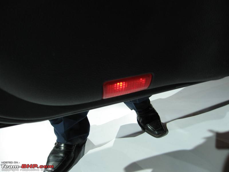 Pics: Tata Motors unveil the Aria (Indicruze) at the Auto Expo 2010. Video: Pg 52-img_2310.jpg
