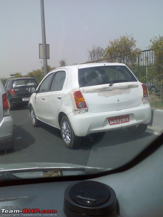 Scoop Pics of Toyota Etios-etios-hatch.jpg