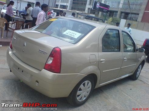 SWIFT DZIRE v/s INDIGO v/s ACCENT v/s LOGAN,-rearrenault.jpg