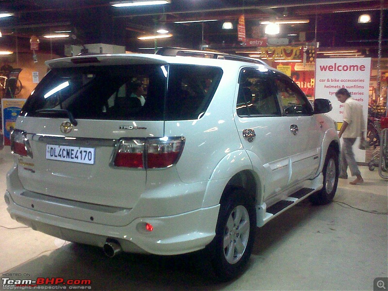 Toyota Fortuner Anniversary Edition-11122009746.jpg