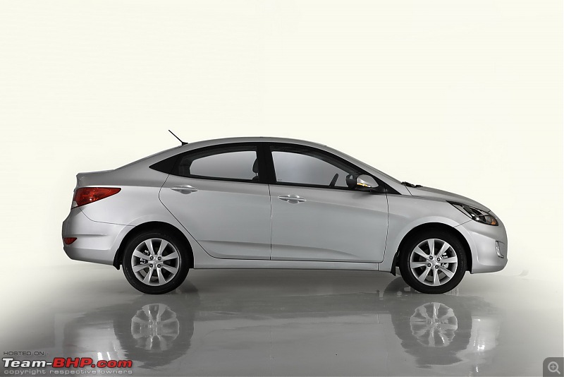2011 Hyundai Verna (RB) Edit: Now spotted testing in India-2011hyundaisolaris6.jpg