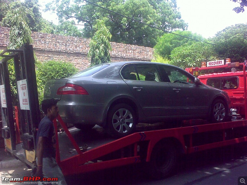 PICS : How flatbed tow trucks would run out of business without German cars!-superb.jpg