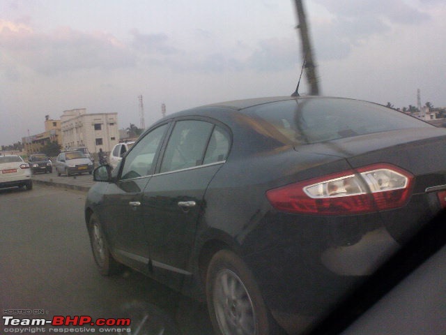 SCOOP : Renault Fluence spotted testing in Chennai *UPDATE* Coming on May 23.-dsc00674.jpg