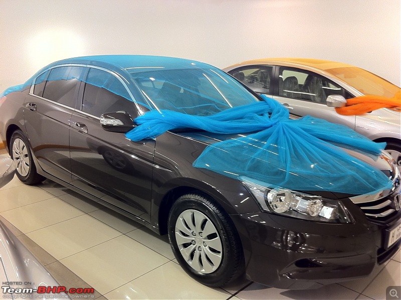 Scoop shots: 2011 Honda Accord Facelift. EDIT : Now launched!-1photo.jpg