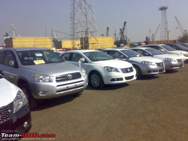 Maruti Suzuki Kizashi 'Spotted' in Gurgaon EDIT: Launched  at Rs. 16.5 Lakh Ex Delhi-200120116560.jpg