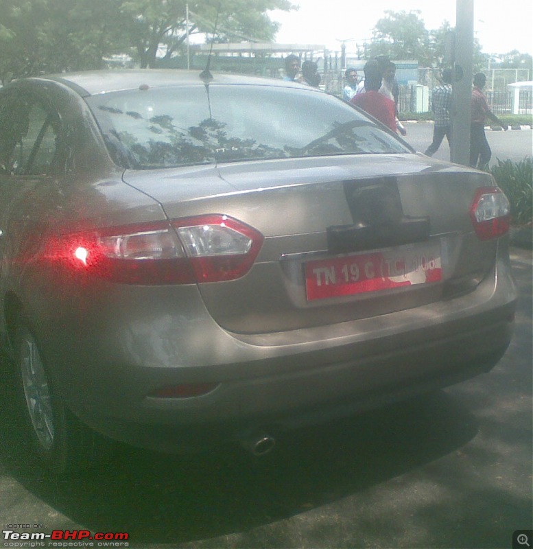 SCOOP : Renault Fluence spotted testing in Chennai *UPDATE* Coming on May 23.-renault_fluence.jpg