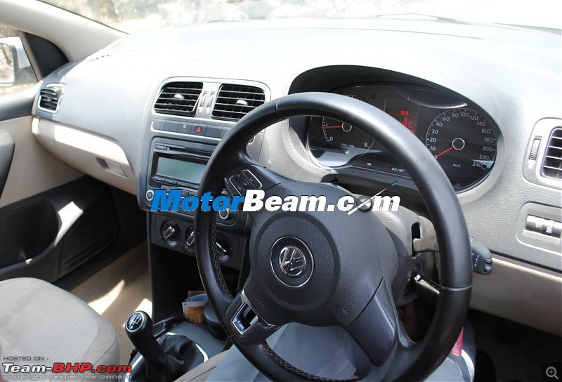 Polo with bluetooth HU & steering audio controls spotted edit:1.5L, 94bhp Diesel also-polo.jpg