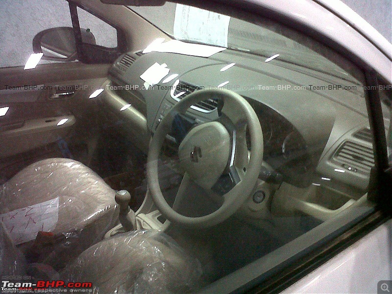 SCOOP Pics! Maruti Suzuki's new 7 seater MPV Ertiga *UPDATE* Spotted again Pg.29,30-img00019201105120336.jpg
