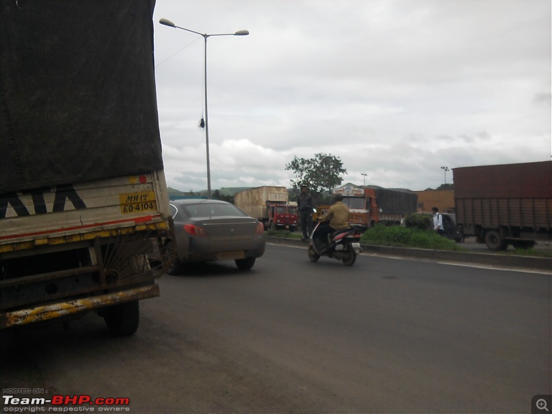 SCOOP Pics : Peugeot (207, 508) spotted testing on the MH Expressway-photo0001.jpg