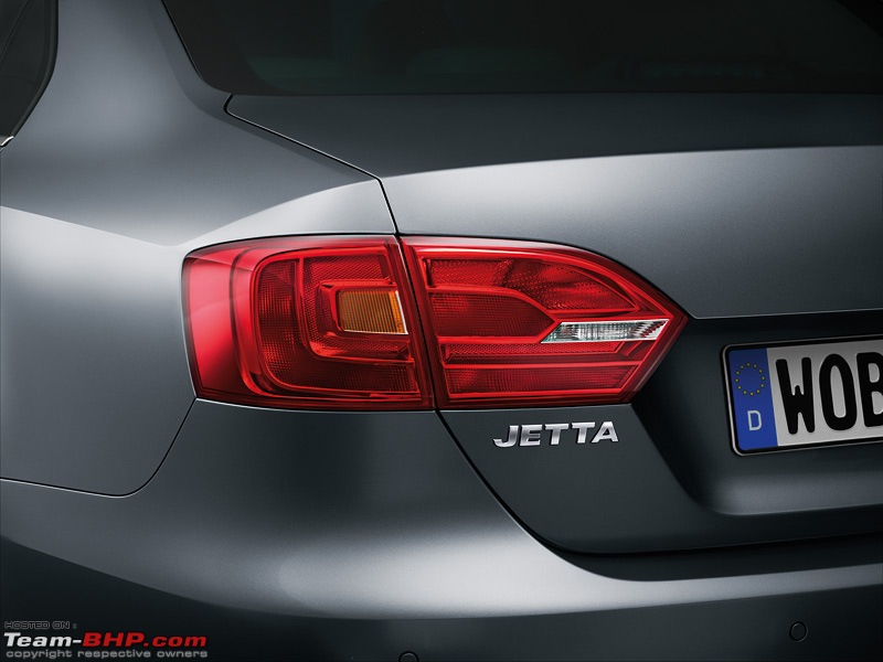 New VW Jetta-je0417_800x600.jpg