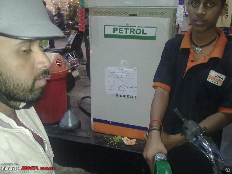 India's first self-service petrol outlet!!!-iocself.jpg