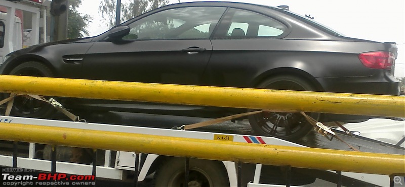 PICS : How flatbed tow trucks would run out of business without German cars!-21092011285001.jpg