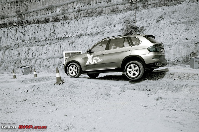 Report, Pics & Videos : BMW Xdrive experience 2011 (Gurgaon)-dsc3065l.jpg