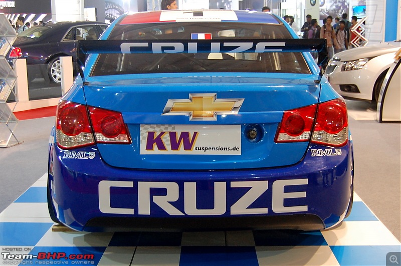 PICS : The Autocar Performance Show 2011-chevrolet-cruze-wtcc-3.jpg