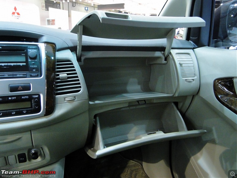 A close look at the 2012 Toyota Innova facelift-dsc09405-1280x768.jpg