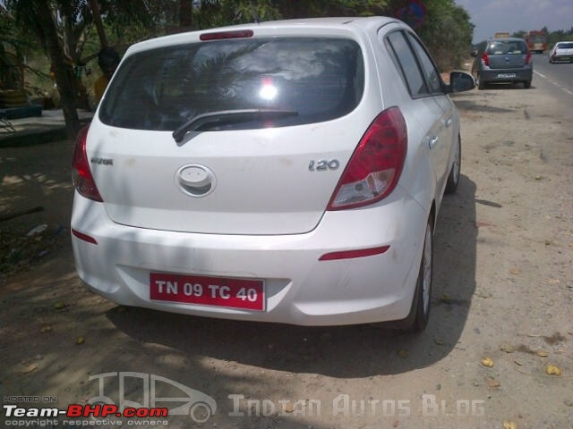 Hyundai i20 Face-Lift (2012) Spotted for the first time in India on Pg. 2-hyundaii20faceliftrear.jpg