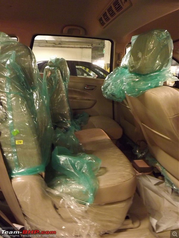 Maruti Ertiga 7-Seater : Auto Expo 2012-2rd-row-front-back-seats.jpg