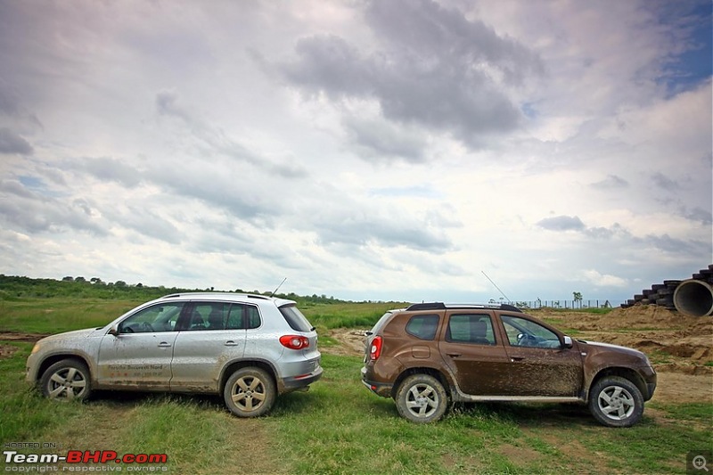 Renault (including Duster Unveil) @ Auto Expo 2012 - EDIT: Now launched at 7.19 Lacs-daciadustervsvolkswagentiguan104.jpg