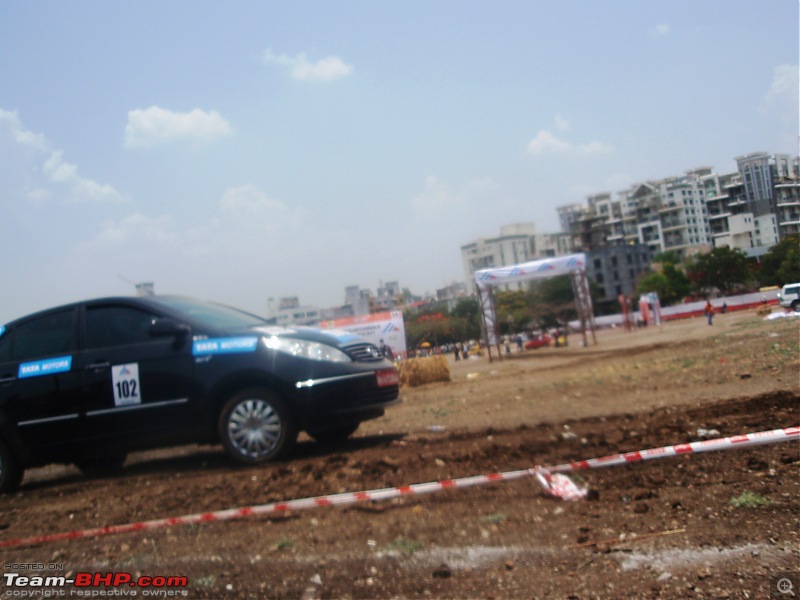 Pune Autocross - 2nd may 2010 Report and Pics-013cars-digging-track-gypsy-class.jpg
