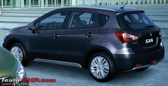 New 2013 Suzuki SX4 spyshots. EDIT : Unveiled on Page 4-suzukisx4crossoverrightfrontandleftrear11.jpg