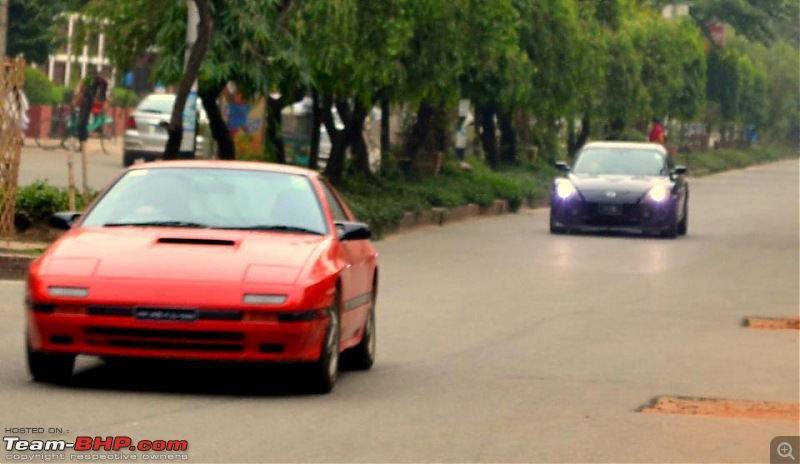 Cars in our neighboring country Bangladesh(BD)-600928_520069894720850_1276433864_n.jpg