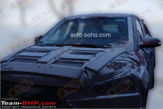 Possible 2015 Hyundai Compact SUV spyshots surface-hyundaiix25bonnetspyshot.jpg