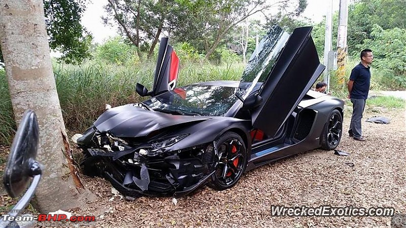 Lamborghini Aventador LP700-4 Wrecked!-830_o16160.jpg