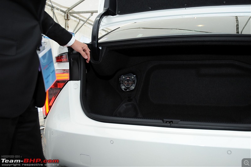 Japan Report: Toyota Mirai Hydrogen Fuel Cell Car, and Toyota's Safety Technology-boot.jpg