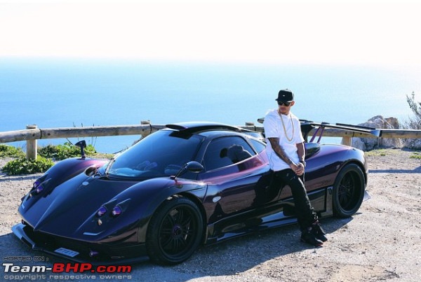 International Celebrities and their Cars!-lewishamiltonpagani1600x403.jpg